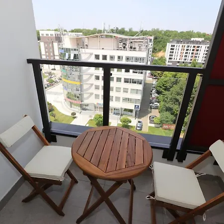 Savada Blue - Na Novom Beogradu Sa Parkingom Doplata 5 Evra Dan Apartamento